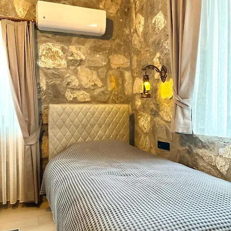 Tas Gonca * 费特希耶